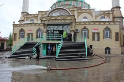 Gaziantep'te camiyi su bastı: İmam, cemaat ve esnaf kalıcı çözüm istedi