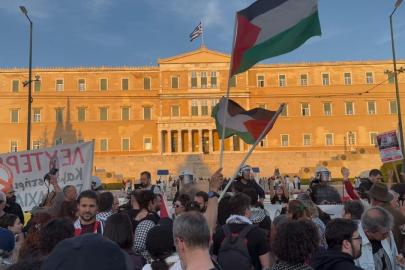 Haydut İsrailin Sumud Filosu'na saldırısı Atina'da protesto edildi