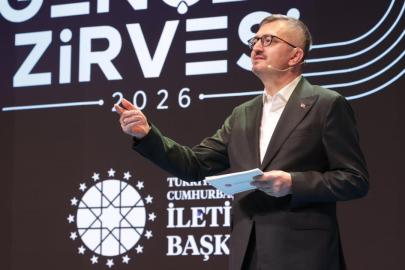 İletişim Başkanı Duran: Algoritmalar tarafından yönlendirilmeyeceğiz