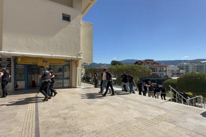 Marmaris’te optik mağazasına yönelik silahlı saldırıda 9 tutuklama