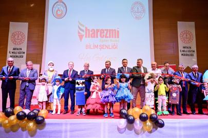 Antalya’da Harezmi Yıl Sonu Bilim Şenliği
