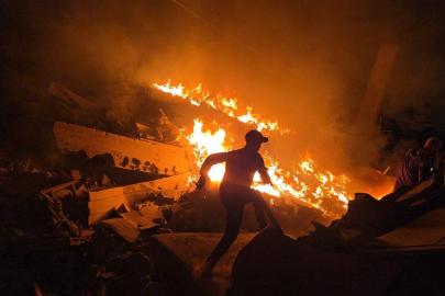 Katil İsrail ateşkese rağmen Gazze'de son 24 saatte 9 kişiyi daha öldürdü