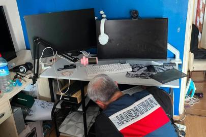 MİT kredi kartı şebekesini çökertti