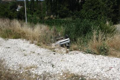 2 kardeş cenazeye gelirken kazada yaralandı