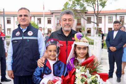 Bakan Yumaklı: Su ürünlerinde 2028 yılı hedefimiz 3 milyar dolar ihracat (2)