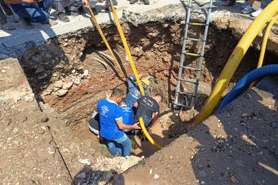 Göçük altında kalan işçi kurtarıldı