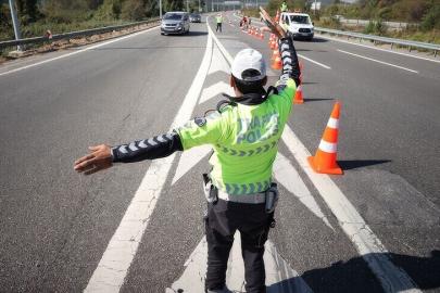İstanbul'da bugün hangi yollar kapalı? 30 Ağustos trafiğe kapalı yollar ve alternatif güzergahlar