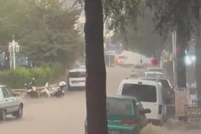 Antalya'da sağanak taşkına neden oldu