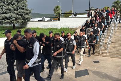 'Sokaklar Güvende' operasyonunda 13 şüpheli tutuklandı
